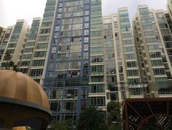 The Lakeshore (D22), Condominium #110869772